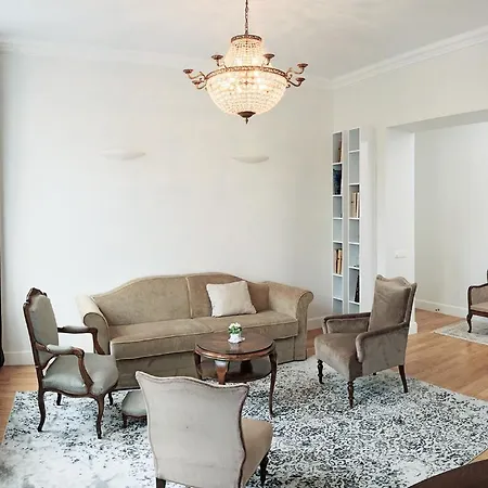 Cosy Old Apartment *